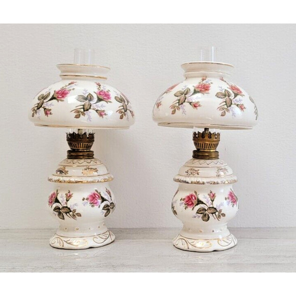 VINTAGE OIL LAMPS SET PORCELAIN LANTERN LIVING DINING ROOM DECORATION - Picture 1 of 6
